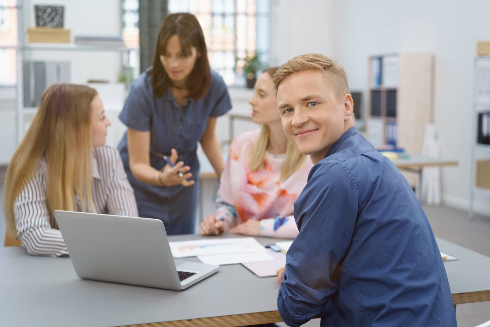 Ausbildung Zur Fachangestellten Für Arbeitsmarktdienstleistungen www.azubister.de